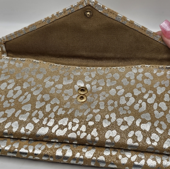 Lodis Leather Cheetah Print Wallet - Picture 5 of 12